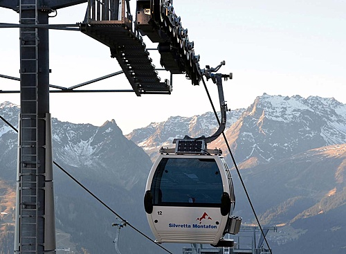 Grasjoch 8-passenger gondola. Image by Doppelmayr.