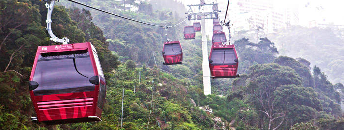 Awana Skyway cable car is a gondola lift, Stock Video